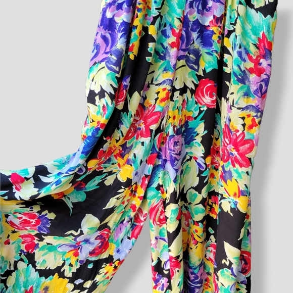 RARE VINTAGE 90s R.J. STEVENS Floral Peekaboo Back Floral Culotte Jumpsu… - Picture 14 of 16